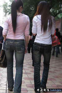 爱丽丝漫游奇境记电影